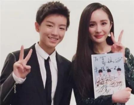 圈内爆料杨幂王俊凯豆瓣,豆瓣网友热议不断 第2张 圈内爆料杨幂王俊凯豆瓣,豆瓣网友热议不断 第2张